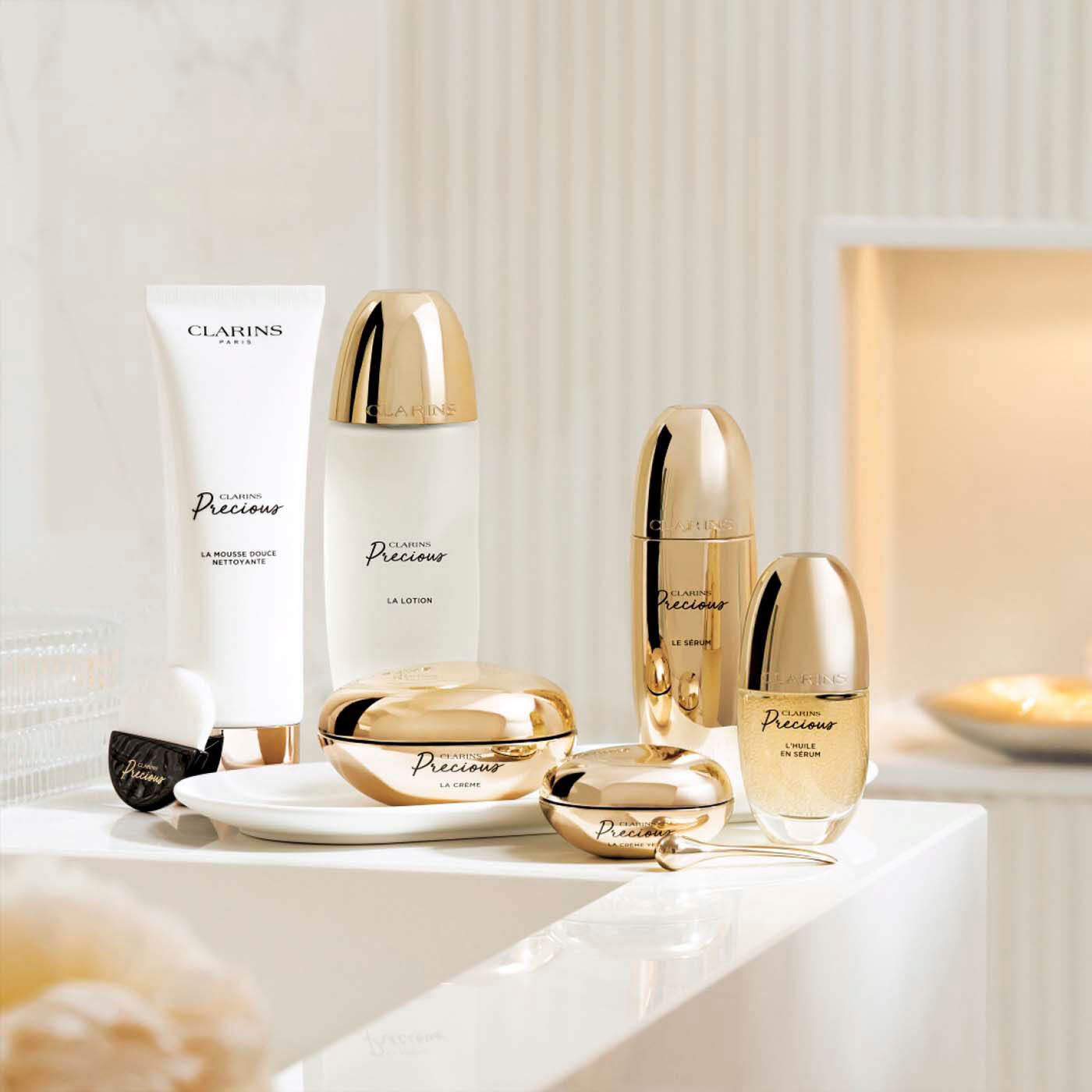Clarins Precious Le Sérum – Lift Boosting Age-Defying Serum | CLARINS®